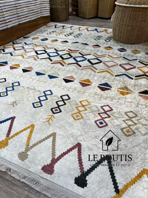 TAPIS VALENCIA, LEGER, 160/210, R701