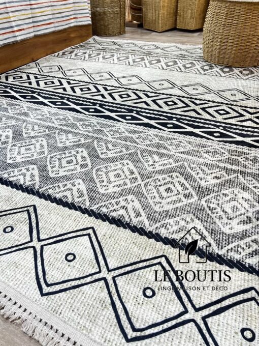 TAPIS VALENCIA, LEGER, 160/210, R702