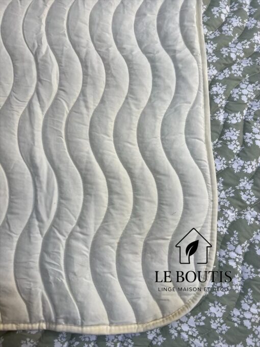 BOUTIS VITA, COUETTE LÉGÈRE, 3 PIÈCES, E105 – Image 2